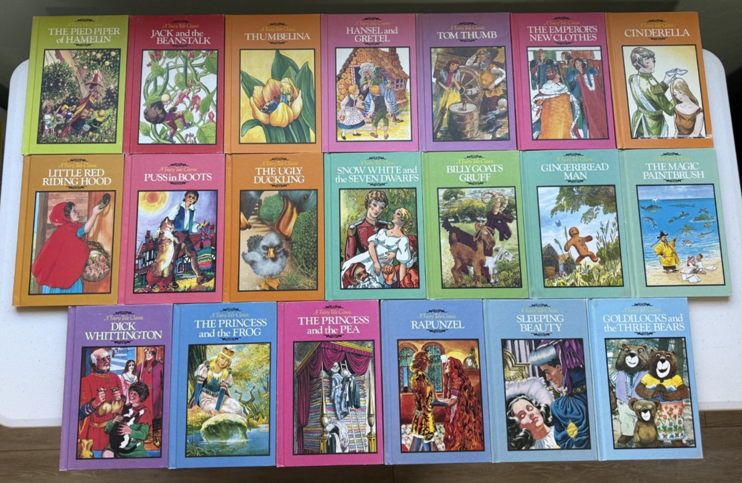 A FAIRY TALE CLASSIC -Lot of 20 HC- Grolier Enterprises 1982/1984 Cinderella++