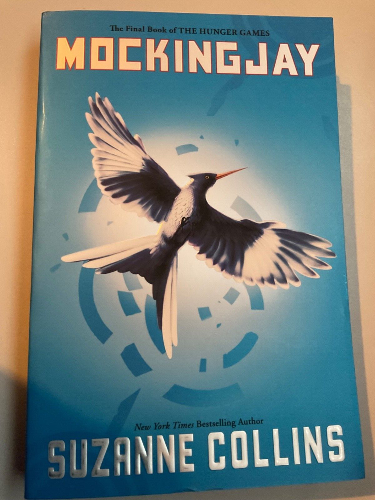 MOCKINGJAY BU SUZANNE COLLINS