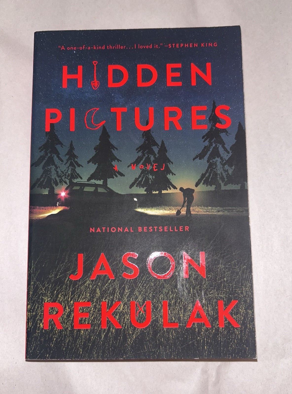 Hidden Pictures : A Novel by Jason Rekulak (2023, Trade Paperback)