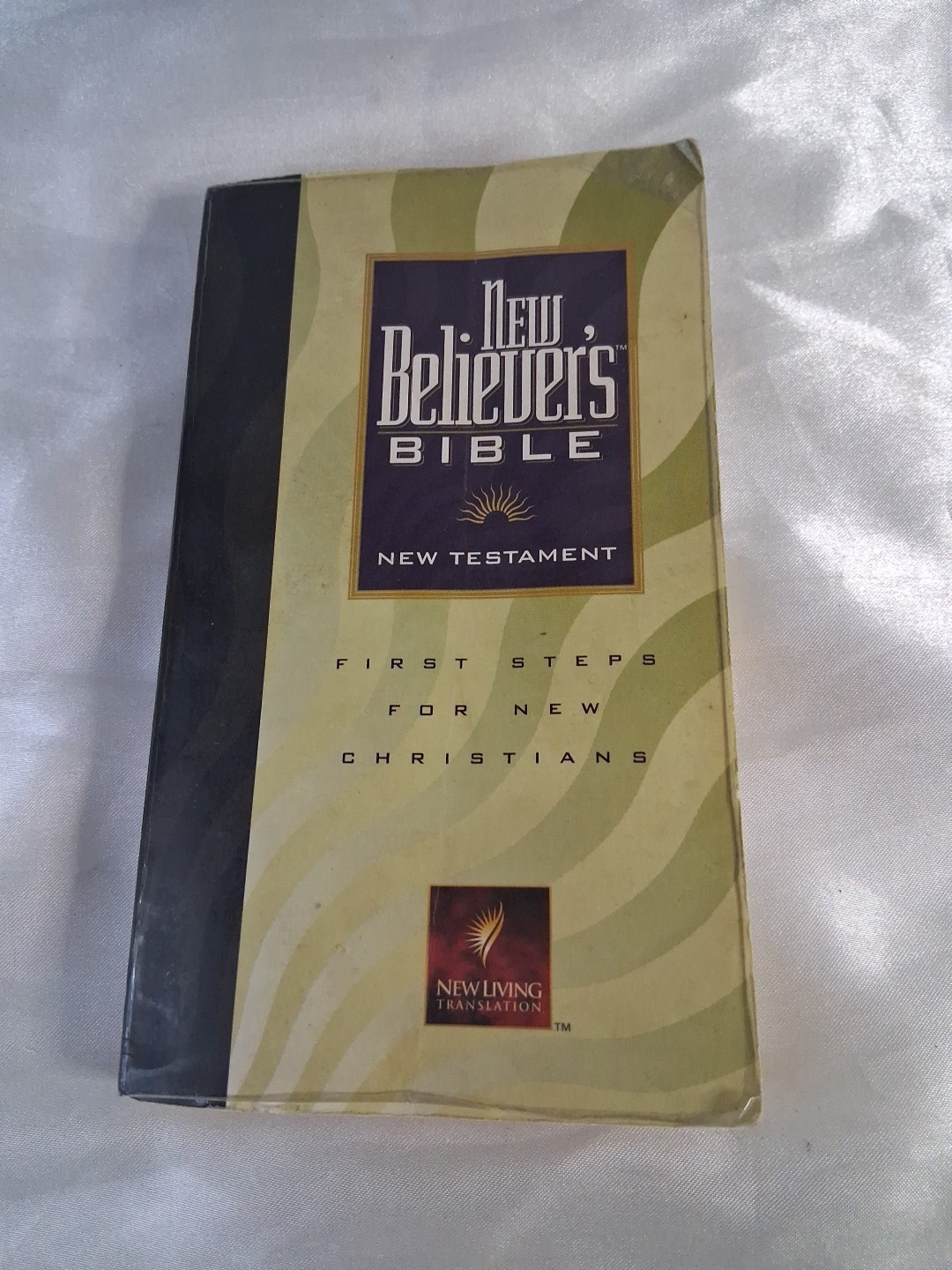 Believer’s Bible 1996 New Testament First Steps for New Christians 6 Inches book
