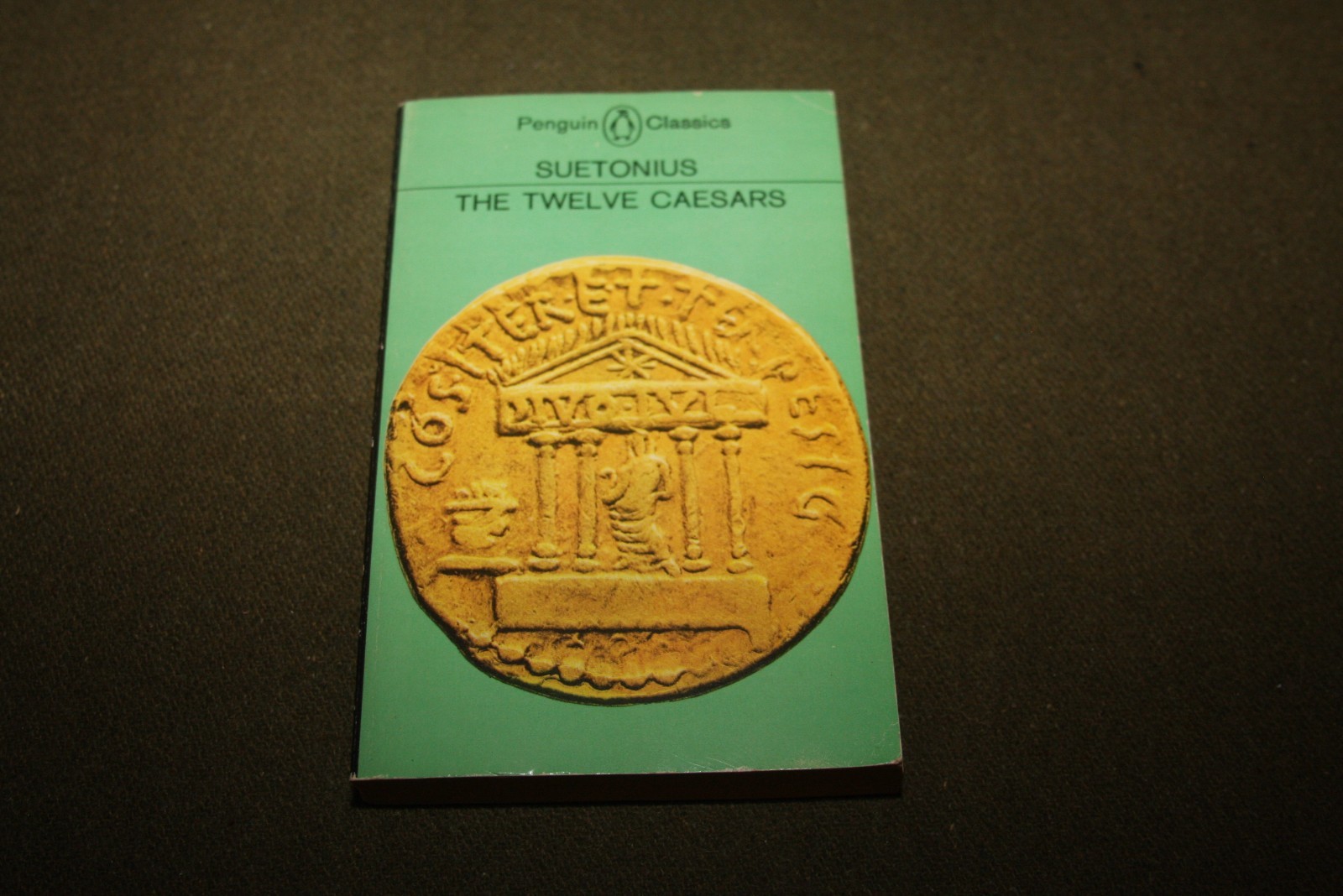 The Twelve Caesars by Suetonius 1978 PB Penguin Classics