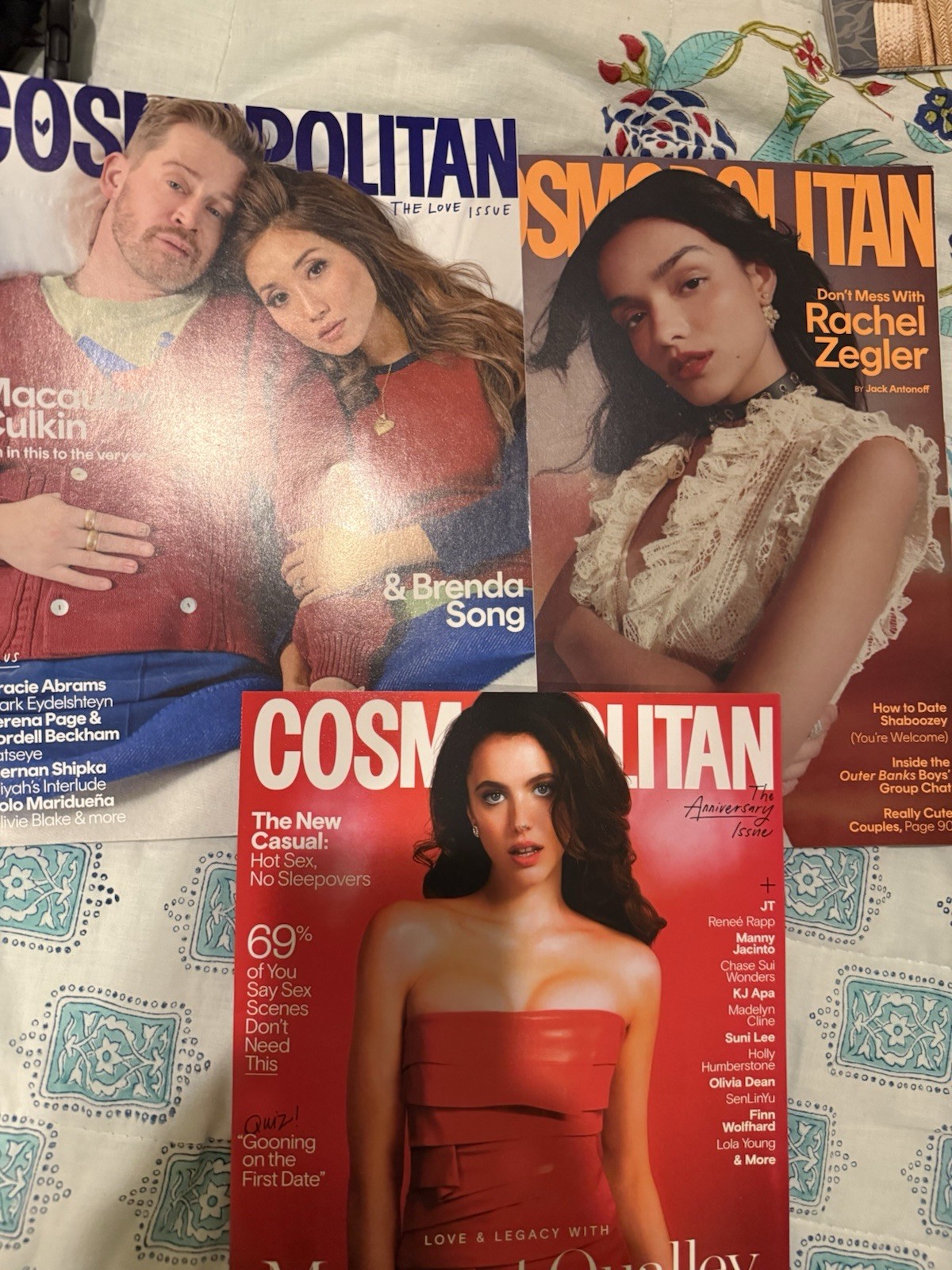 COSMOPOLITAN BUNDLE + BONUS
