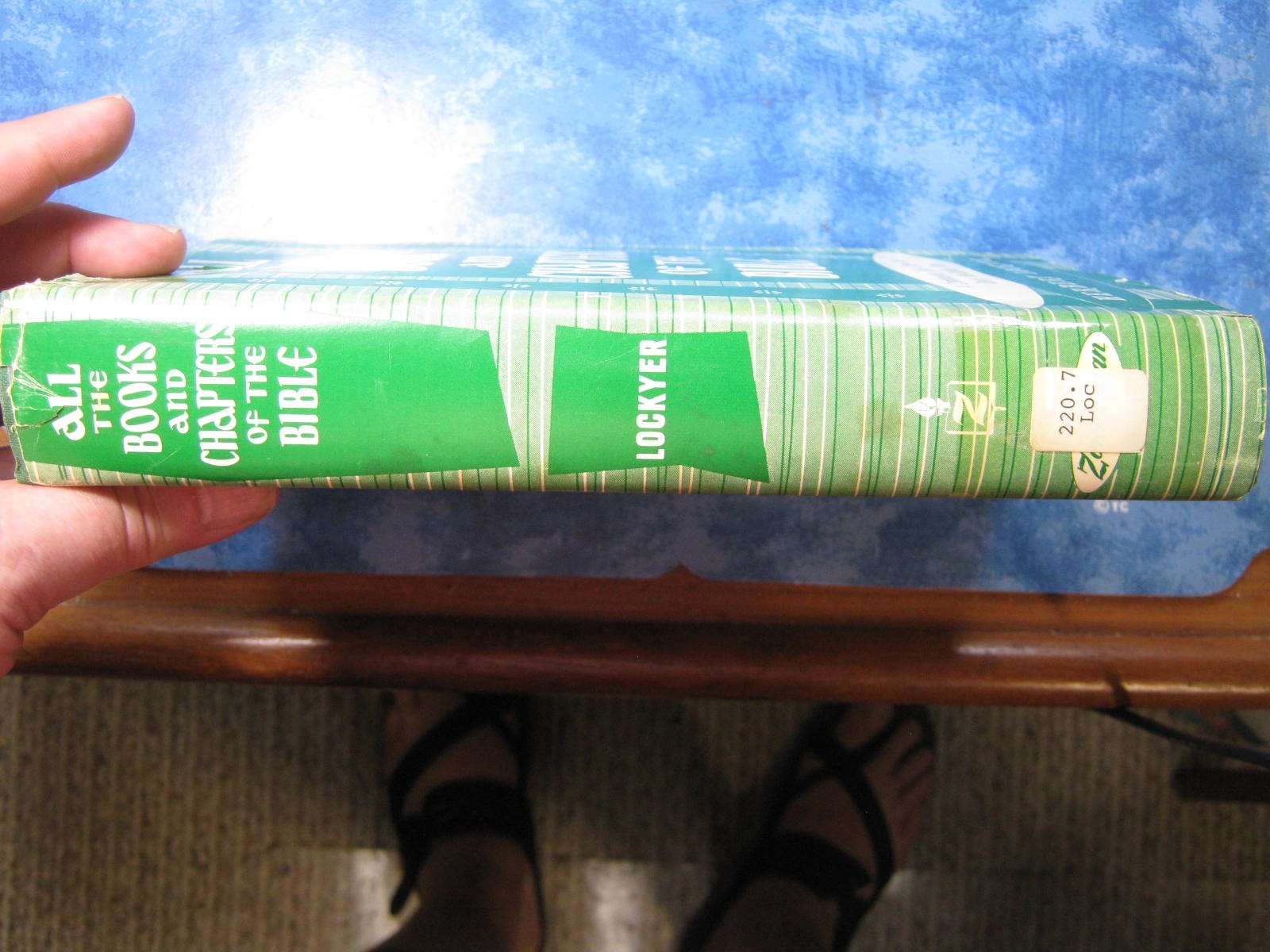 Vintage ALL THE BOOKS AND CHAPTERS OF THE BIBLE Herbert Lockyer HCDJ 1966 VGC