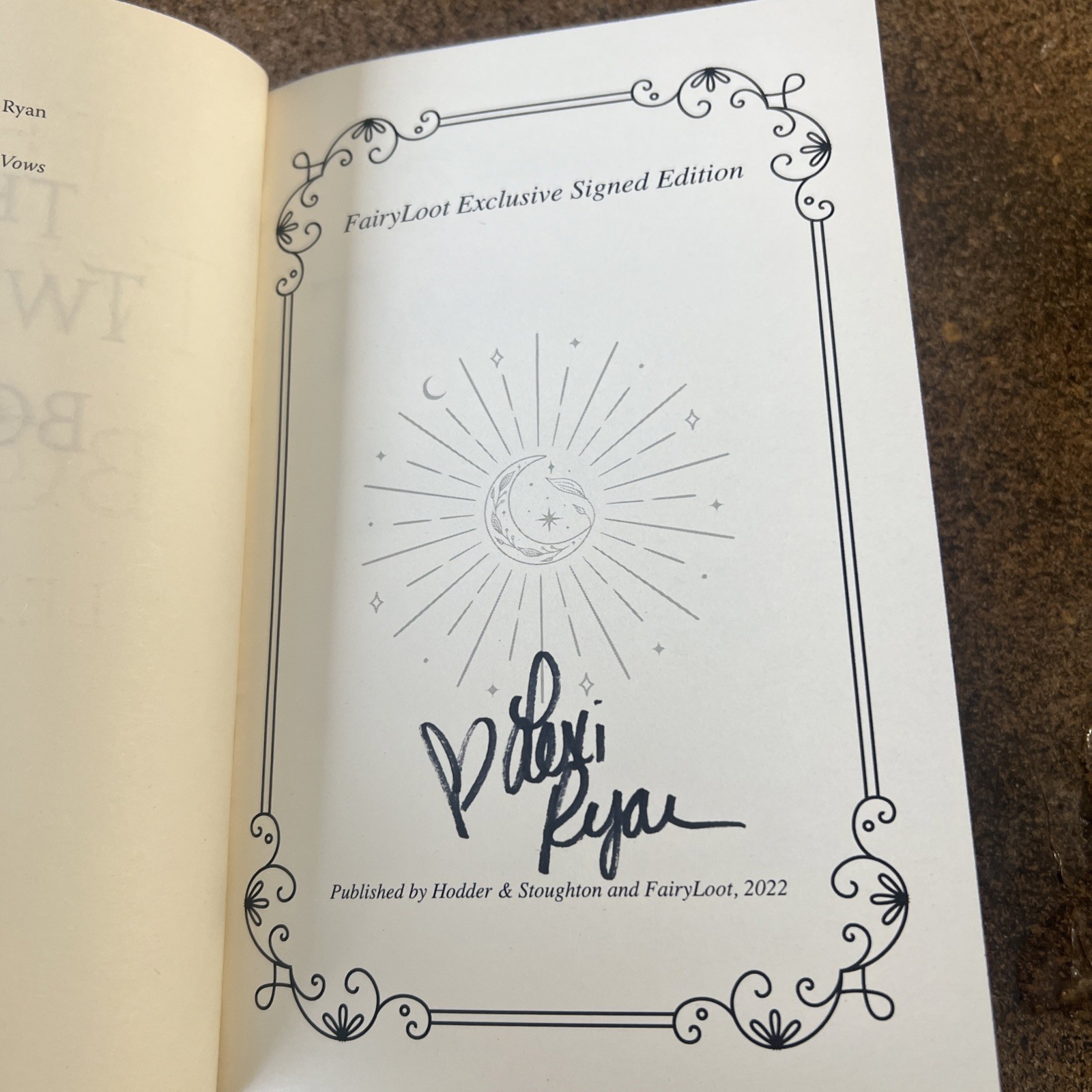 FairyLoot Exclusive These Twisted Bonds SIGNED by Lexi Ryan