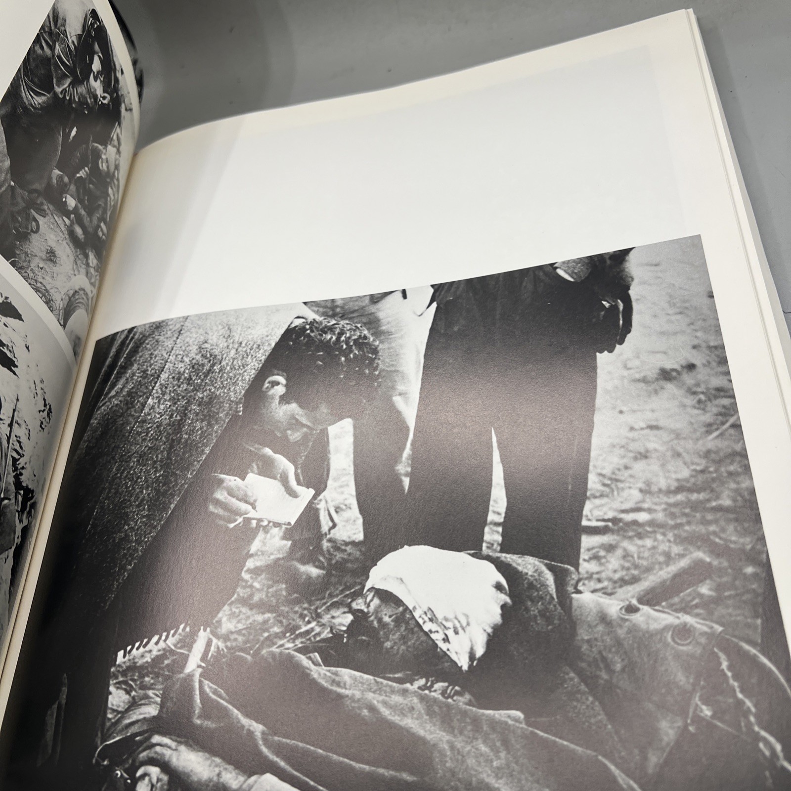 Robert Capa: Photographs – First Edition Large Format Hardcover w/DJ 1985