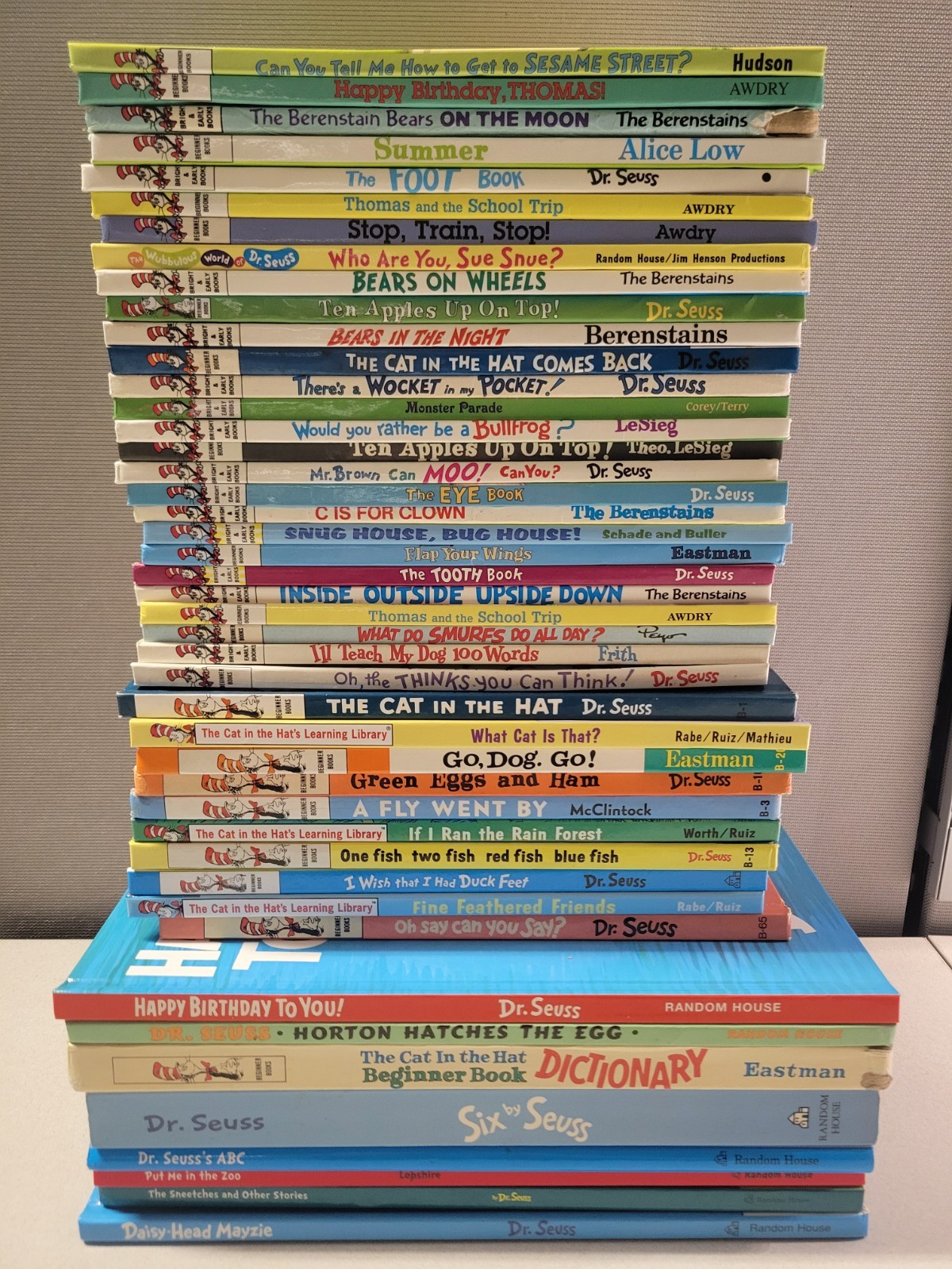 Huge Lot Of 45 Dr Seuss THE CAT IN THE HAT’S LEARNING LIBRARY Hardcover Books