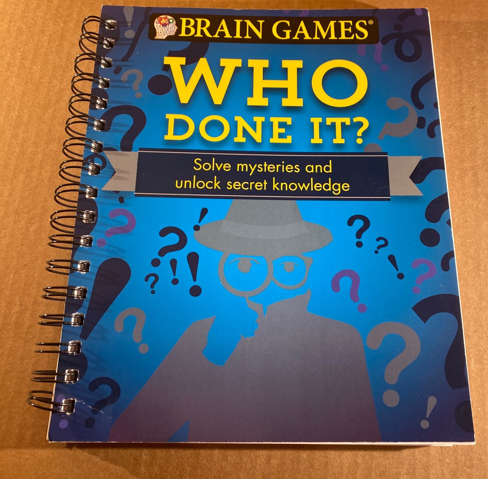 Brain Games Ser.: Brain Games(tm) Who Done It? by Publications International…