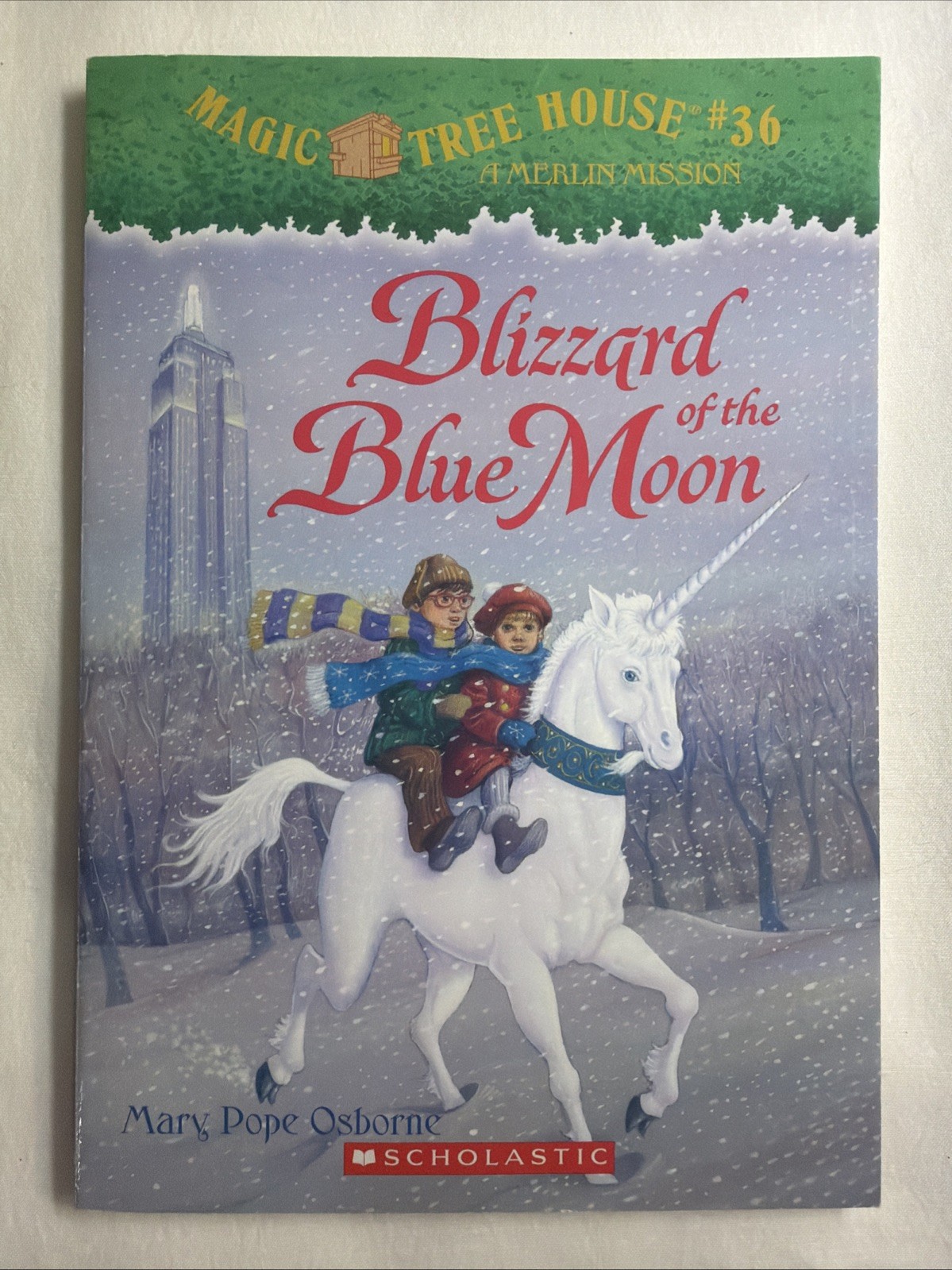 Magic Tree House #36 Blizzard of the Blue Moon by Mary Pope Osborne (2007 PB)