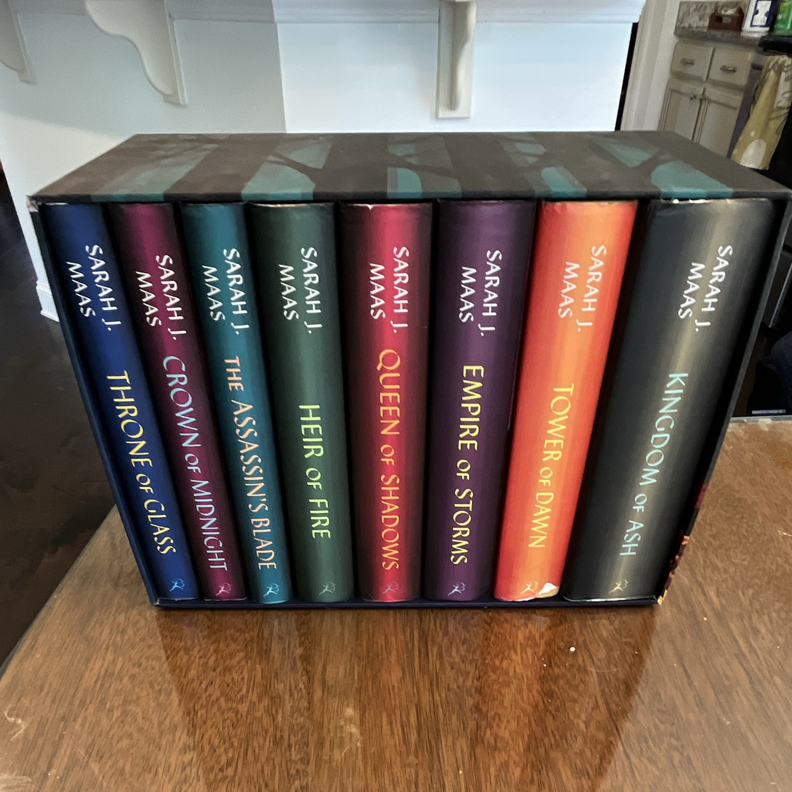 Throne Of Glass Hardcover Book Complete Collection Box Set Sarah J Maas