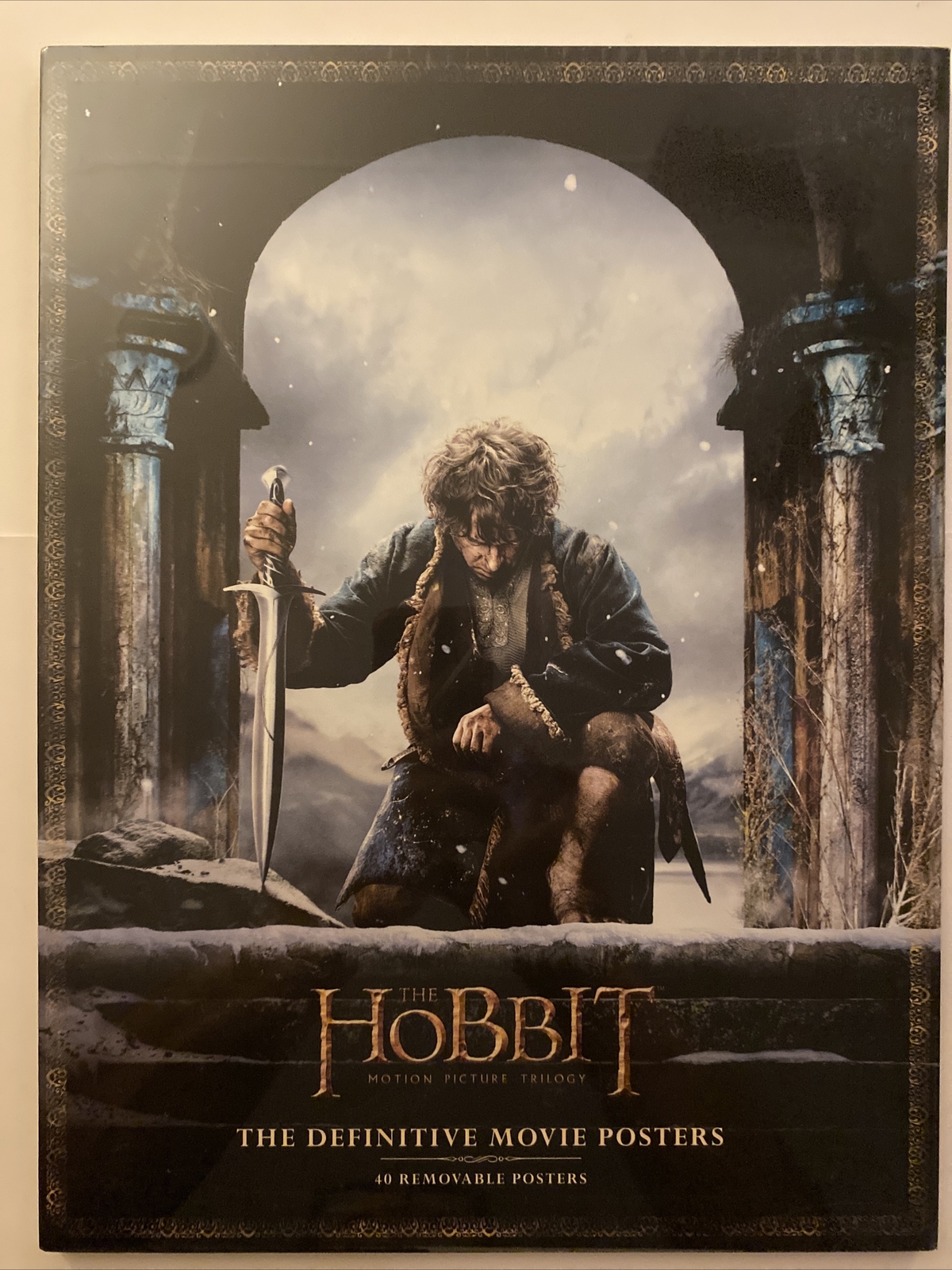 The Hobbit Definitive Movie Posters Book. 40 Removable Posters, 16″ X 12″ Sealed