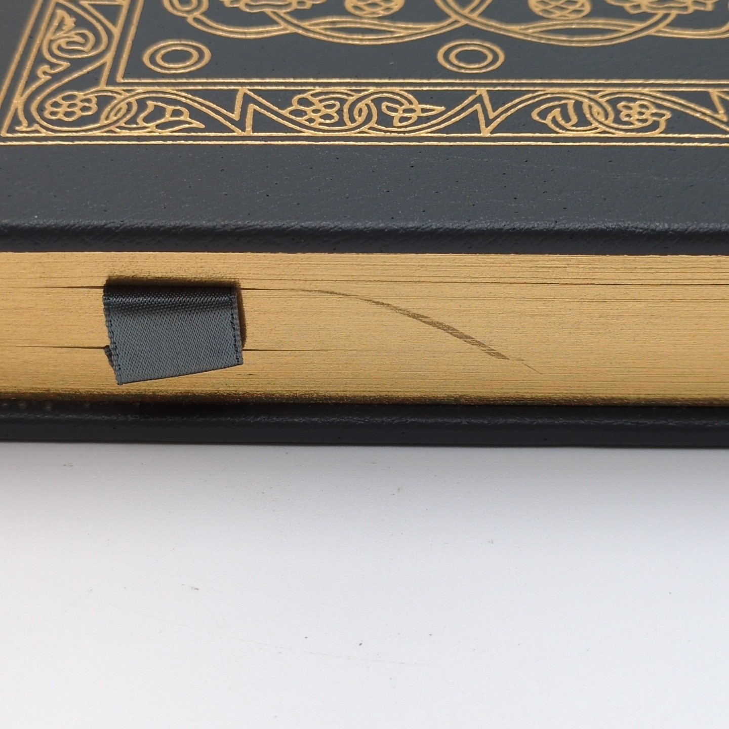 The Supreme Court By William H. Rehnquist Legal Classics Library Leather 1987