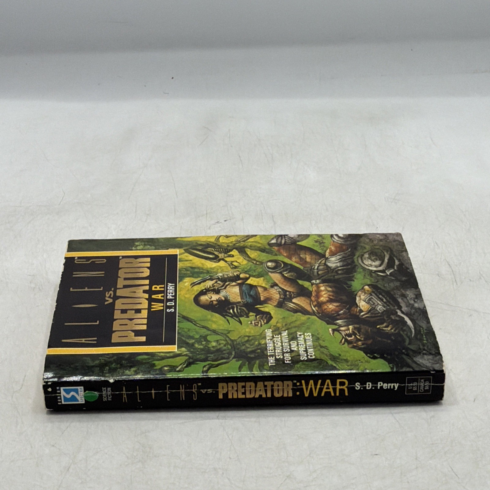 Aliens Vs Predator War Book 3 1st Print 1st Edition By S. D. Perry