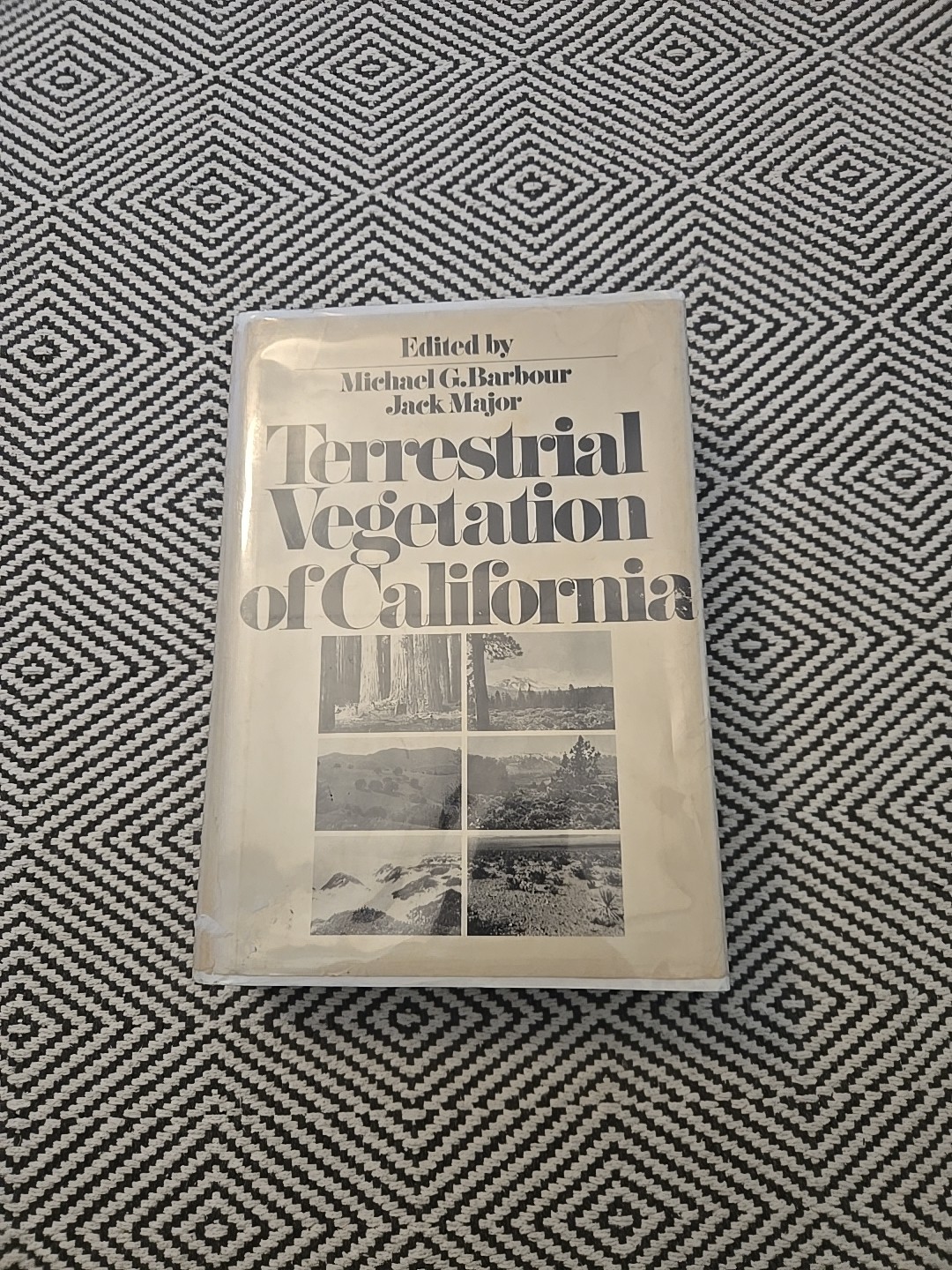TERRESTRIAL VEGETATION OF CALIFORNIA By Michael G. Barbour & Jack Major *VG+*