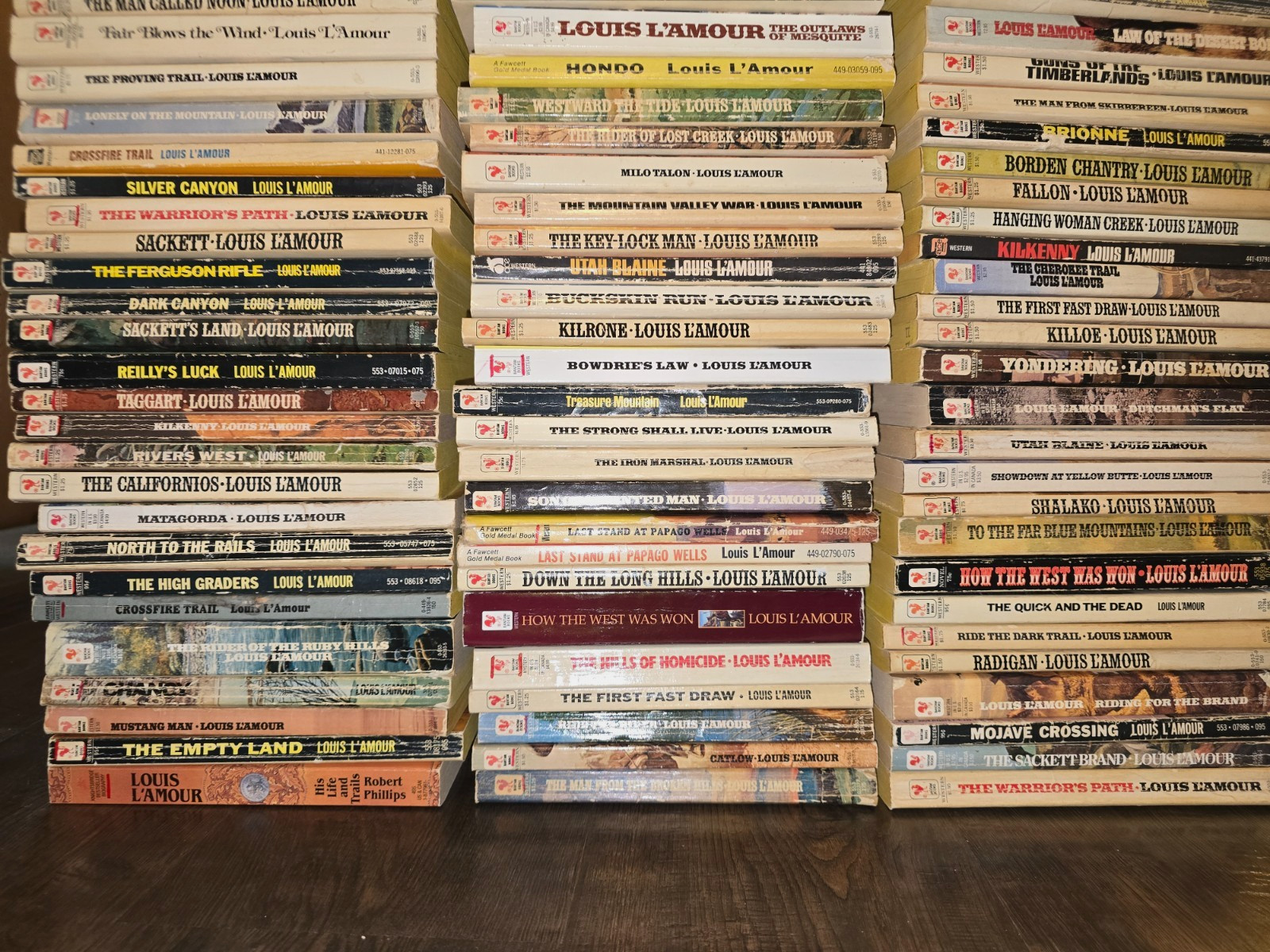 80 + Louis L’Amour Lot Of Vintage PB Paperback Books Book Lot Western