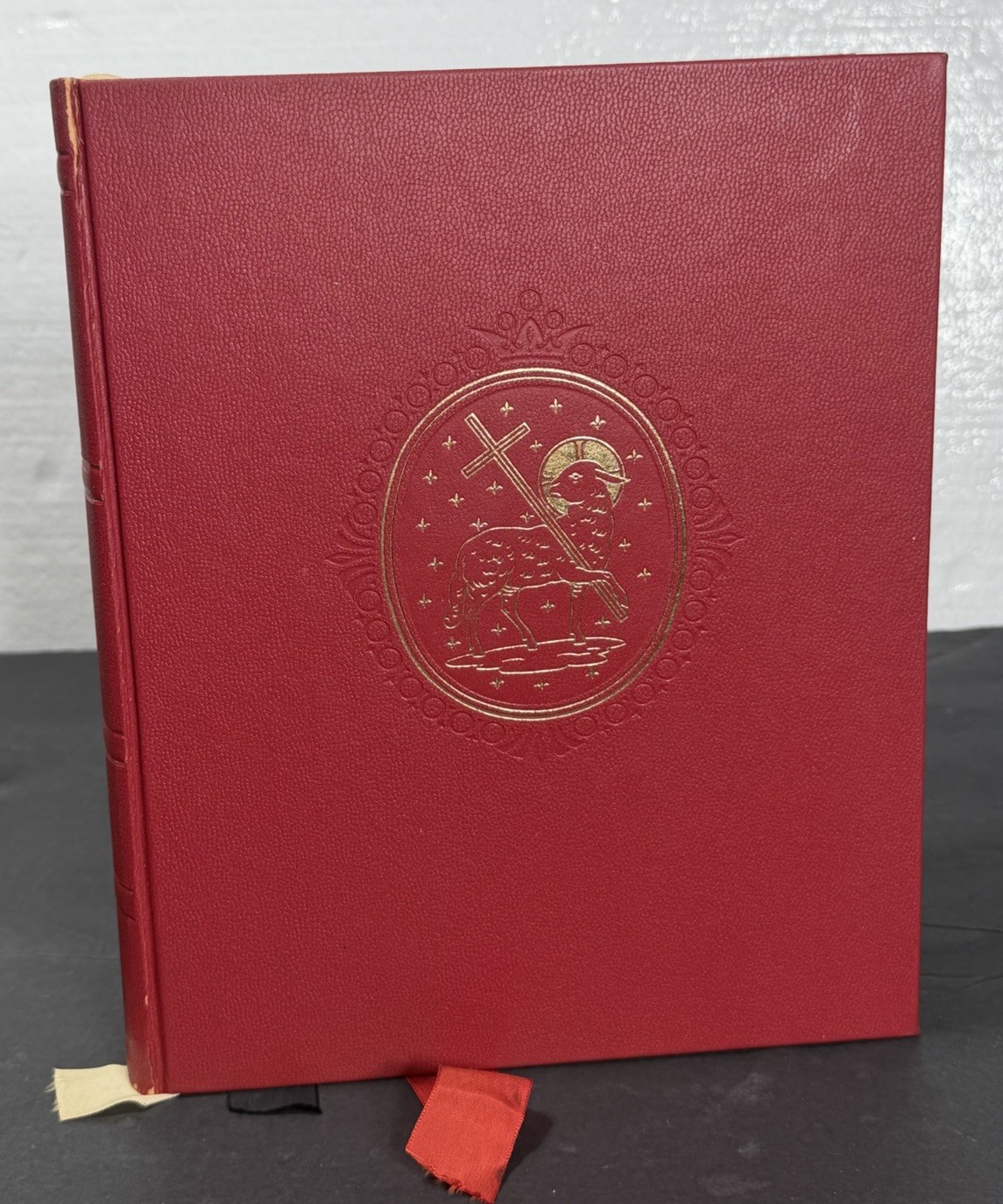 Holy Bible, Michelangelo Edition Confraternity & Douay Texts 9-8-1966 In Plastic