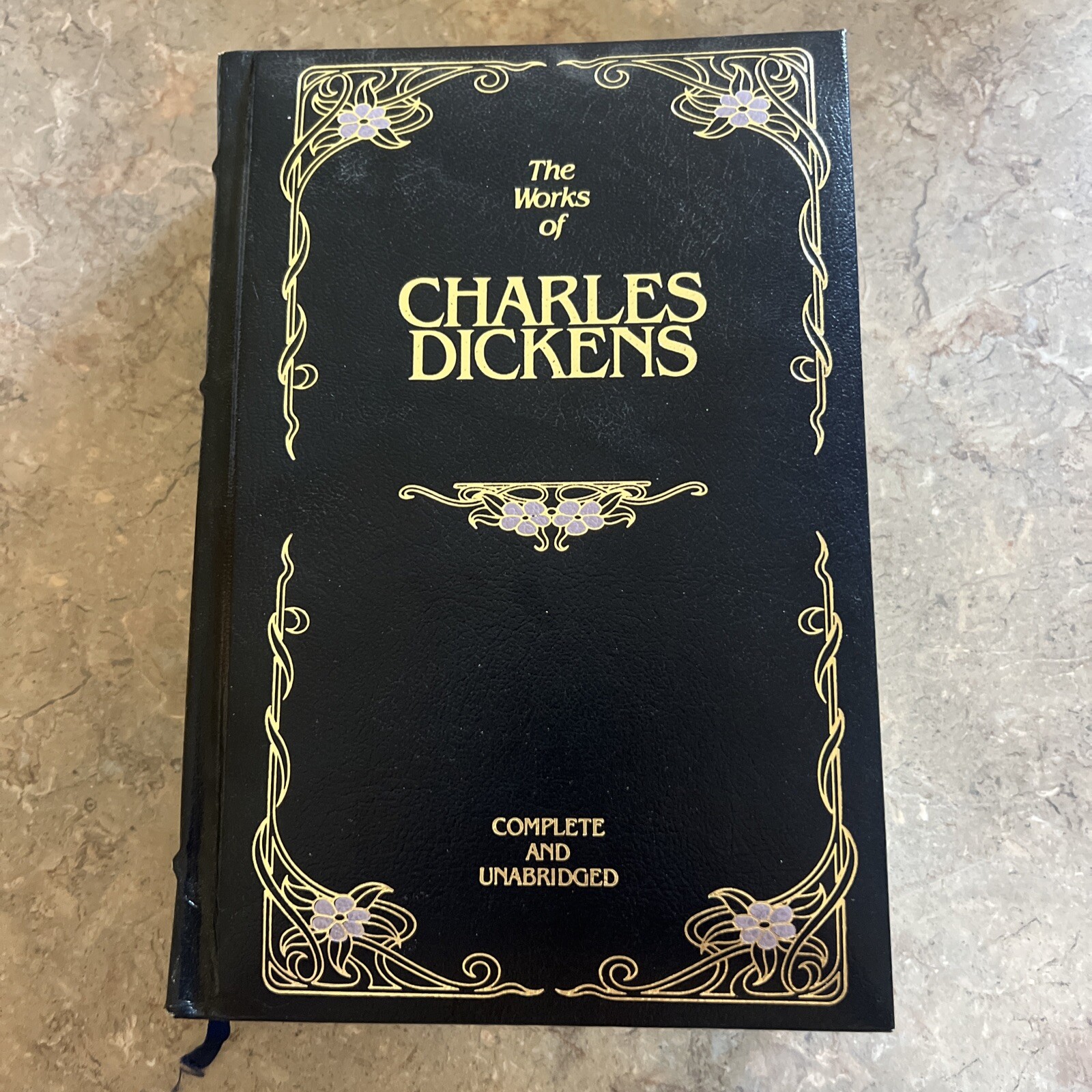 The Works of Charles Dickens Complete & Unabridged 1982 Hardcover