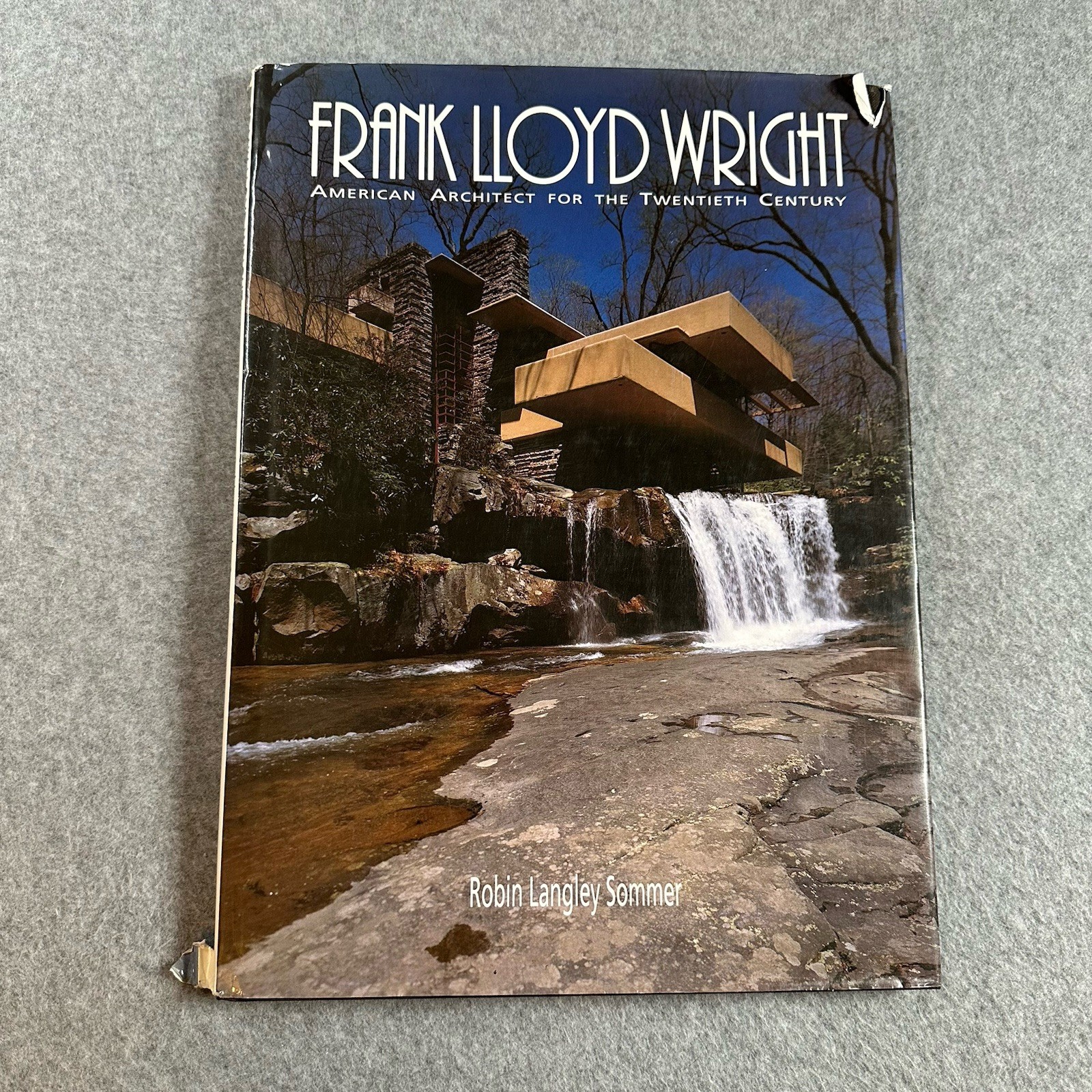 Frank Lloyd Wright Book 1998 HC JG Press Architecture Vintage