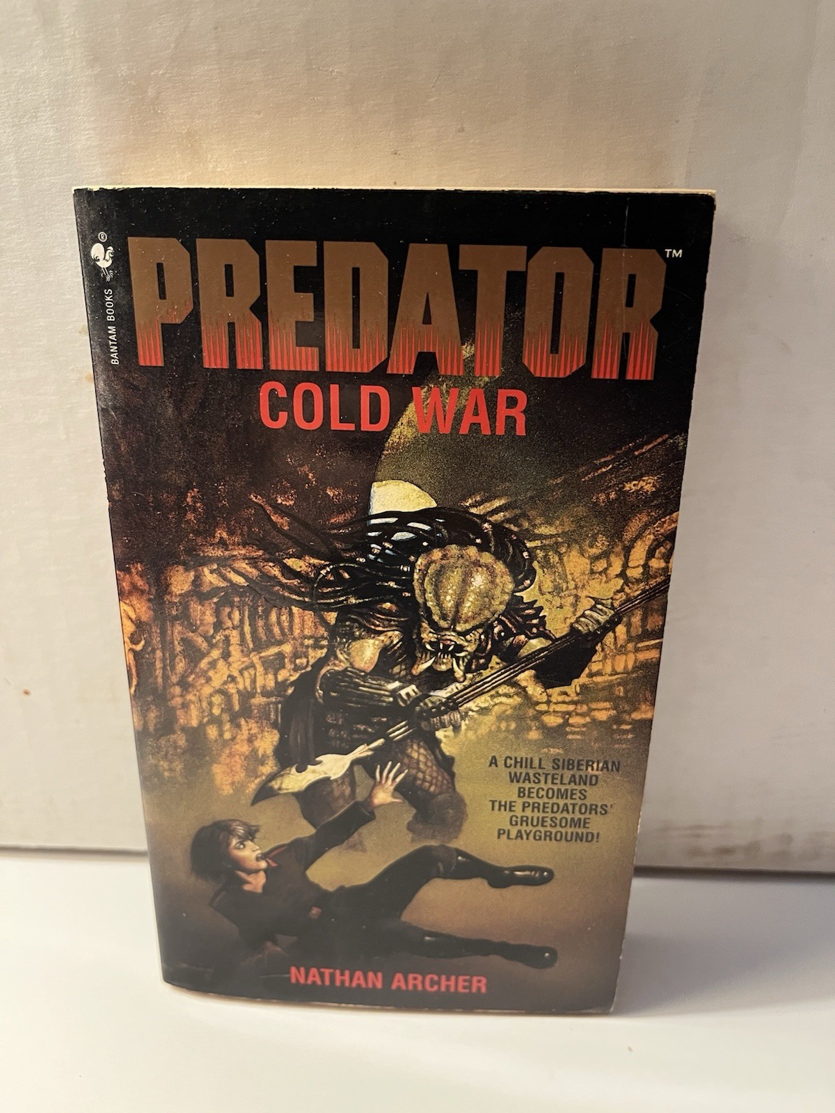 PREDATOR: COLD WAR by Nathan Archer Bantam Books 1997 1st Print Good/Very Good