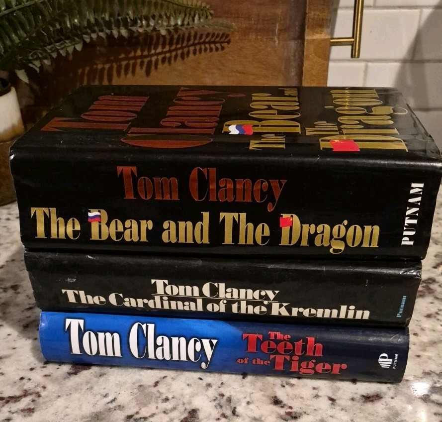 Tom Clancy Novels Bundle (Lot of 3)