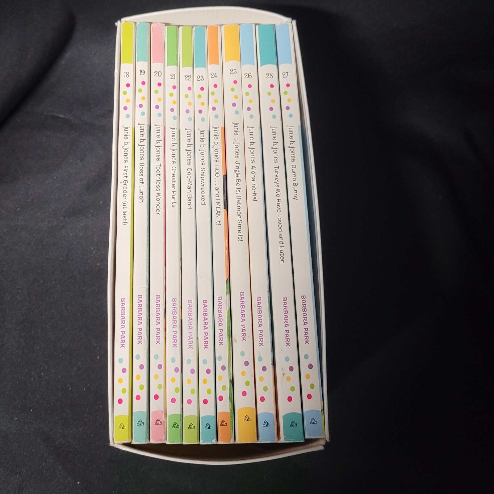 Junie B. Jones Complete First Grade Collection Box set,books excellent conditon