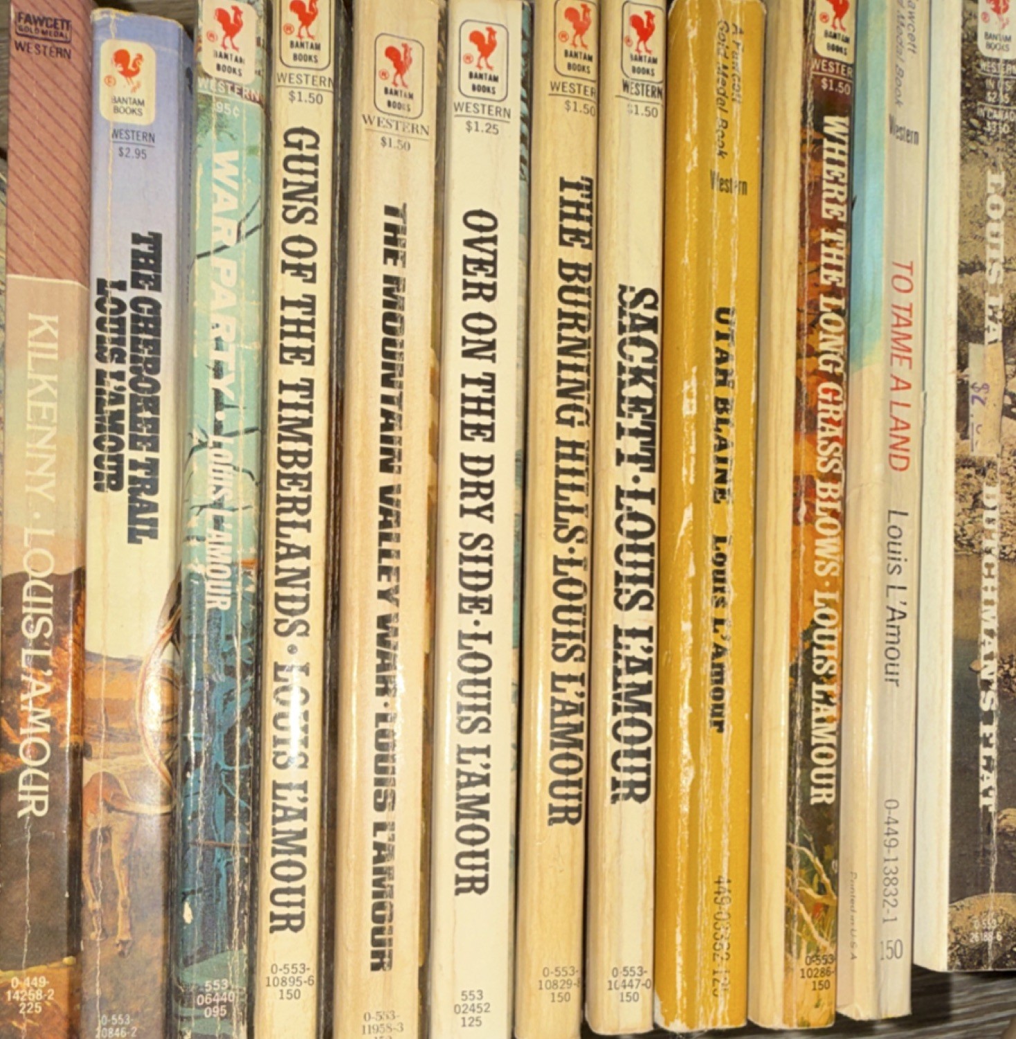 Louis L’Amour Vintage Western Paperback Book LOT Bantam & Fawcett Books