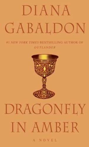 Dragonfly in Amber: A Novel (Outlander) – Mass Market Paperback – VERY GOOD