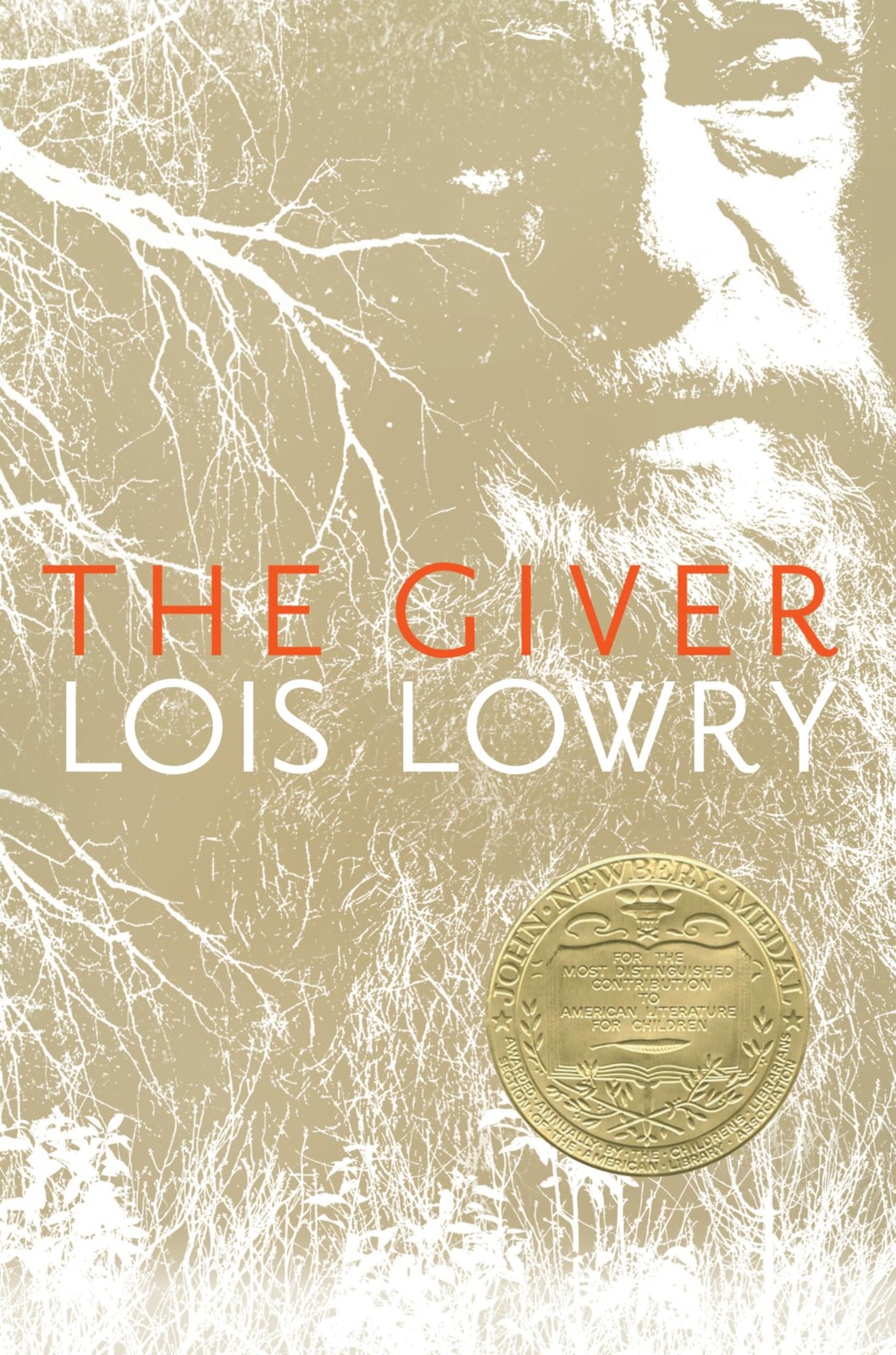The Giver: A Newbery Award Winner―A Boy Discovers Dark Secrets in an Ideal…