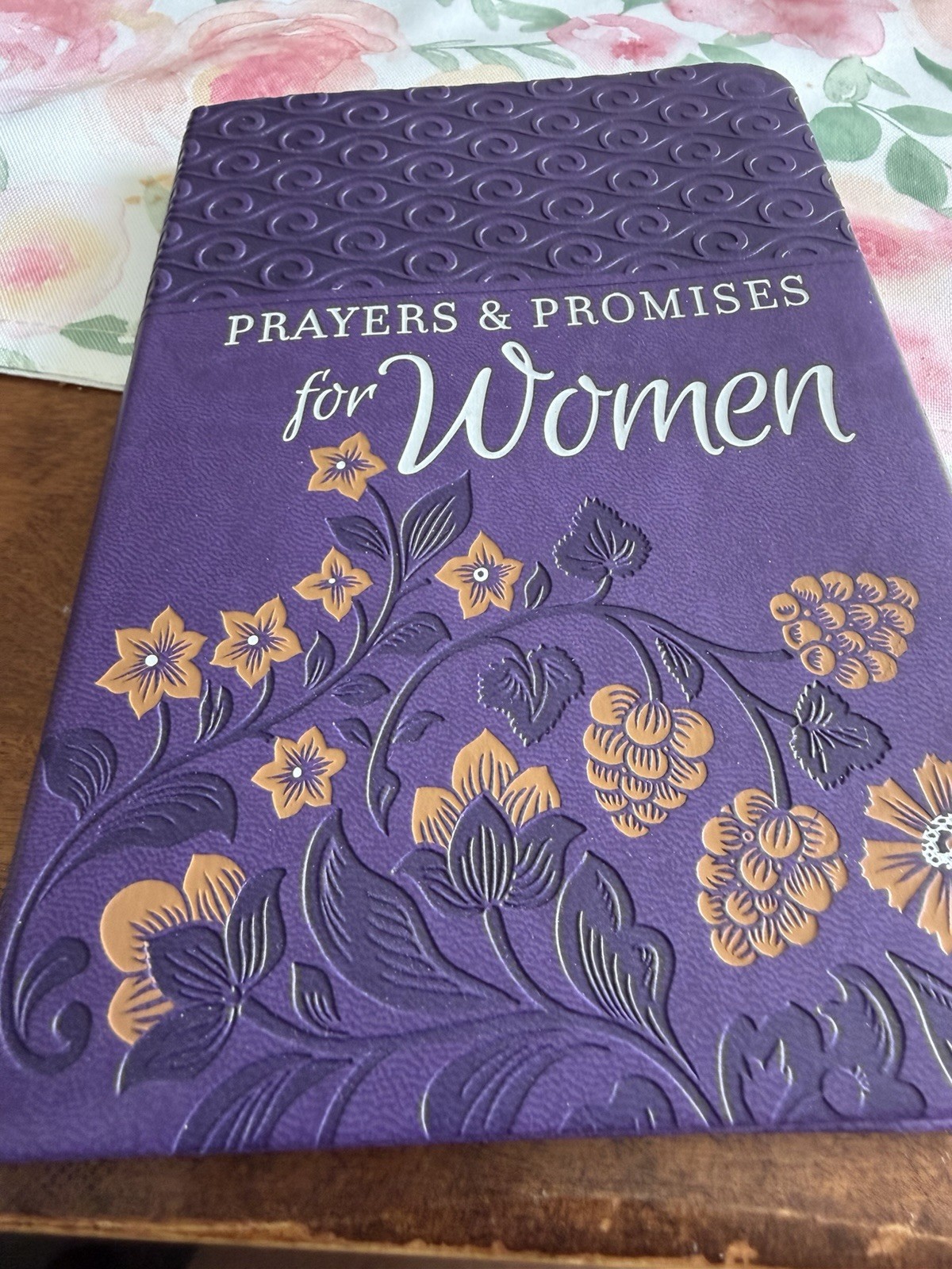 Prayers and Promises for Women by Broadstreet Publishing (2017, Imitation Leath…