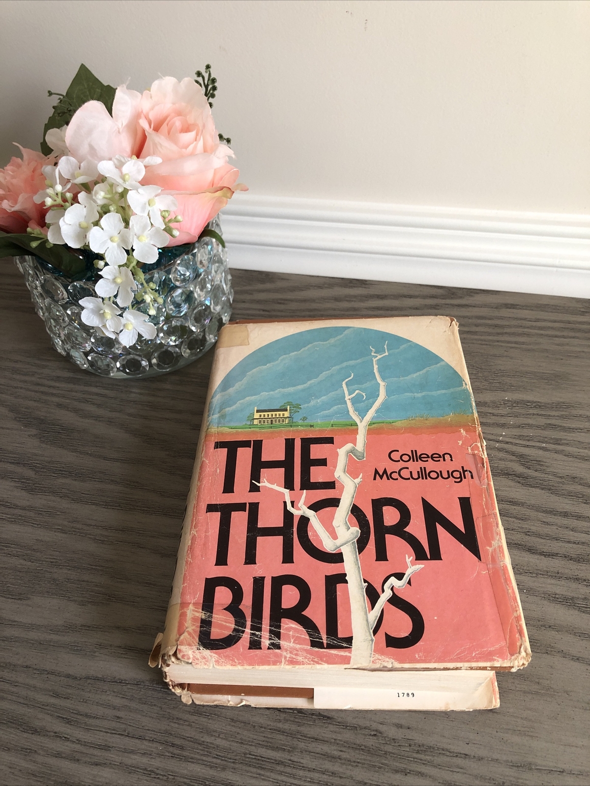 1977 The Thorn Birds Book Classic 1st Ed. 1st Printing C.McCullough Retro