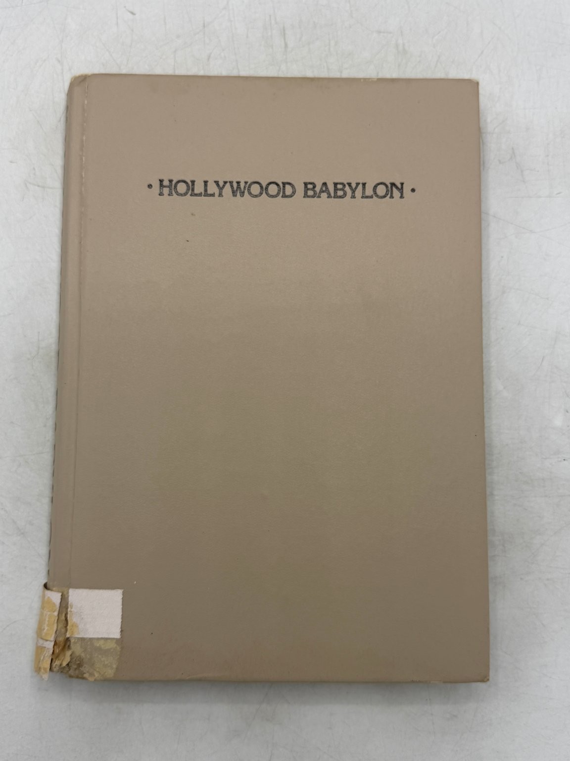 Hollywood Babylon Kenneth Anger 1975 First Edition Illustrated Straight Arrow