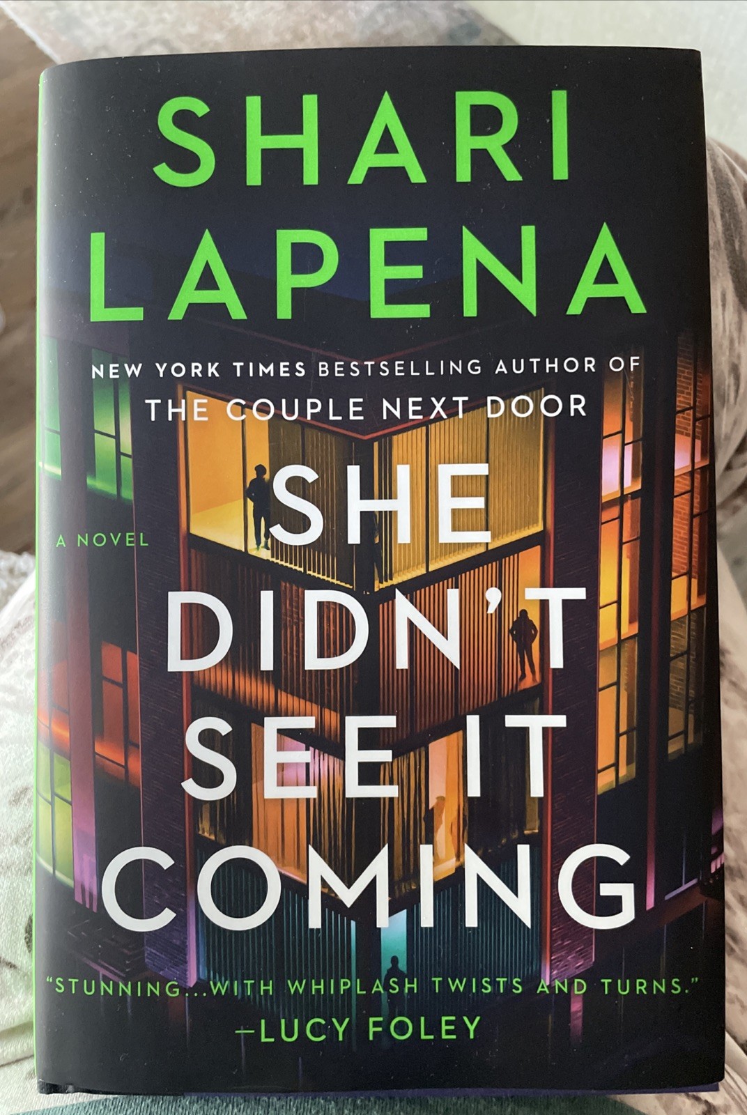 She Didnt See It Coming By Shari Lapena 2025 Novel Hardcover With Dust Jacket…