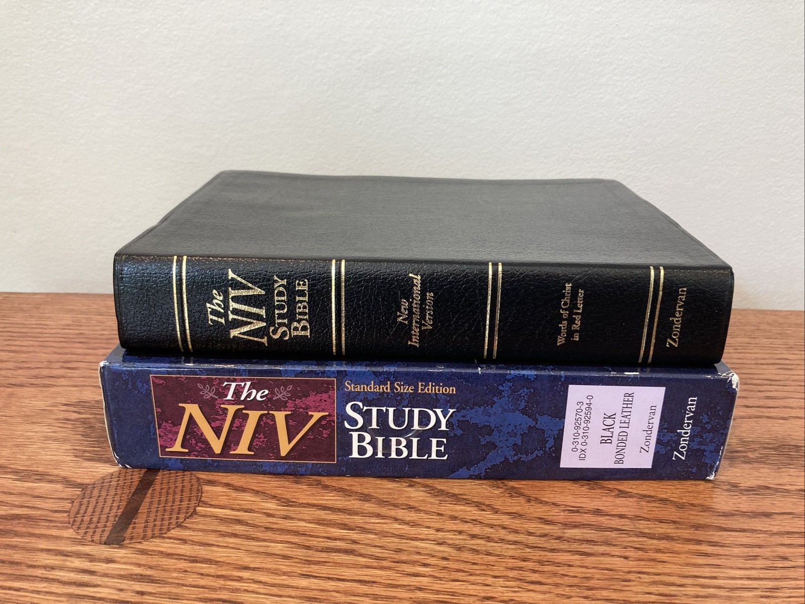 1984 NIV Study Bible: 10th Anniversary Edition Bonded Leather (1995, Zondervan)