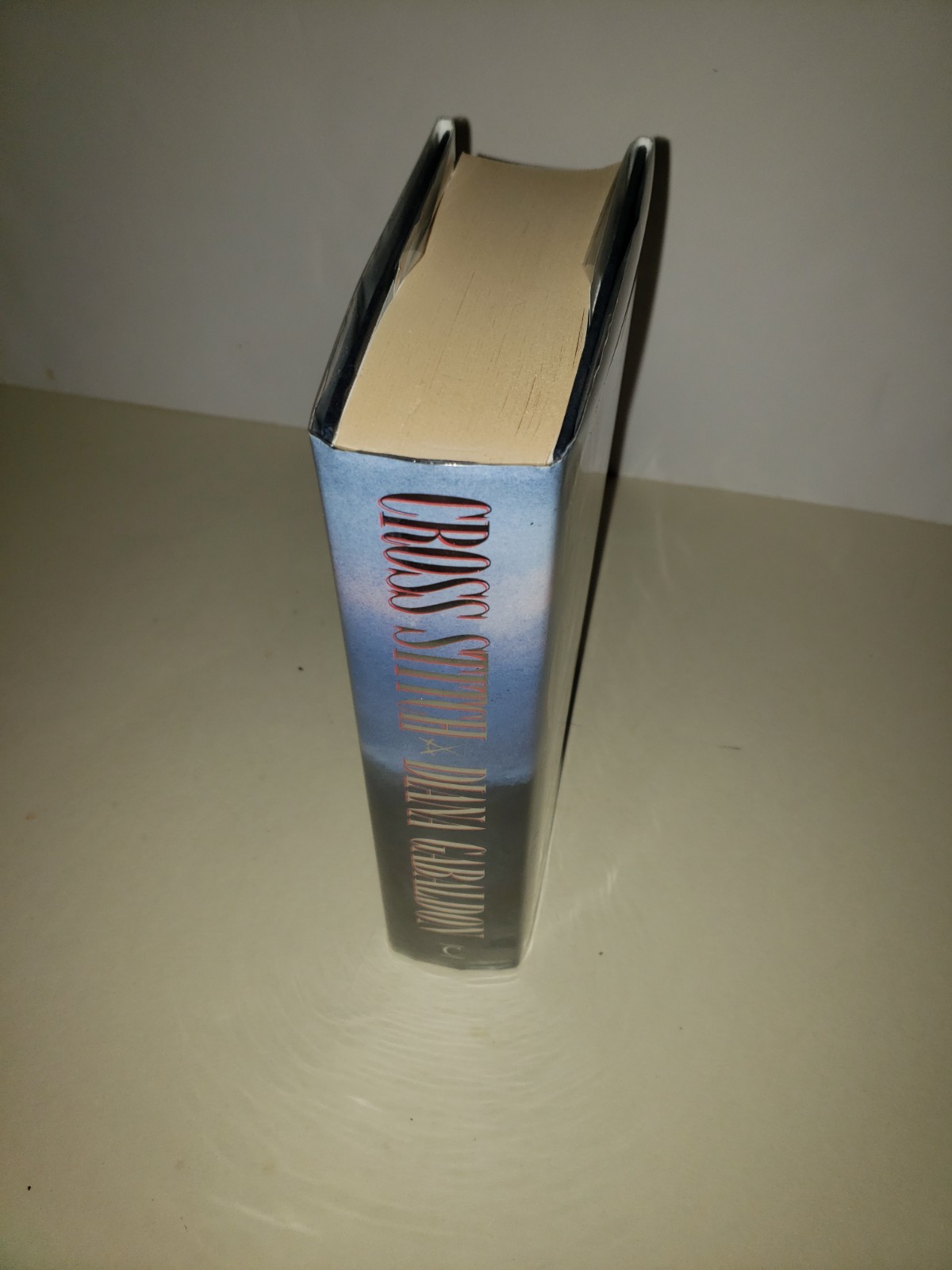 Diana Gabaldon Cross Stitch 1 of 2000 (Outlander Book One, 1991 UK) Hc Dj